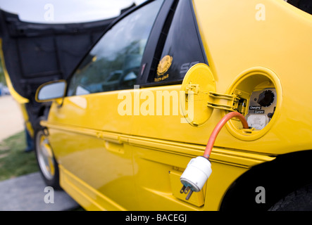 Ein Elektroauto aus brennenden Auto auf dem Display an der National Mall als Teil der Earth Day Feier Brennstoff umgewandelt Stockfoto