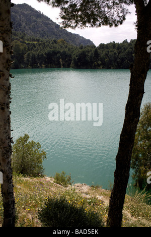 Embalse del Conde de Guadalhorce Stausee in der Nähe von Ardales, Andalusien, Spanien, Europa, Parque Natural de Ardales, Stockfoto