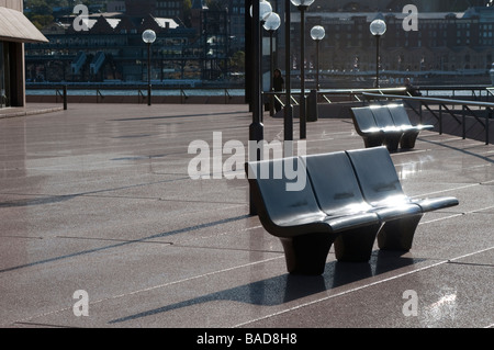 Bänken vor Sydney Opera House New South Wales Australien Stockfoto