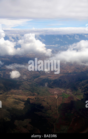 Peruanischen Anden aus dem Flugzeug zwischen den Flughäfen Lima und Cusco Peru Südamerika Stockfoto