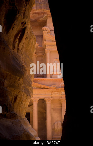 El Khazneh, die Schatzkammer, das berühmteste Bauwerk in der antiken Stadt Petra, Jordanien Stockfoto