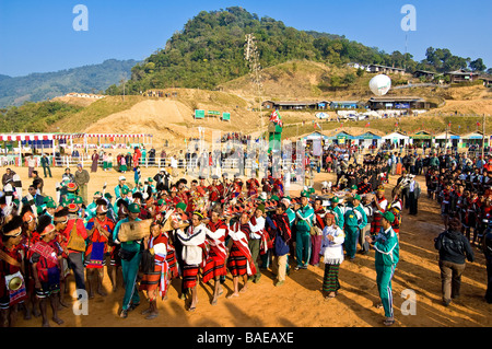 Myanmar (Burma), Sagaing Division, Leshi Dorf, Neujahr Zeremonie der Naga unter militärischer Kontrolle Stockfoto