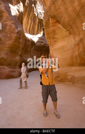 Das Bab Al-Siq Gebiet in der antiken Stadt Petra, Jordanien Stockfoto