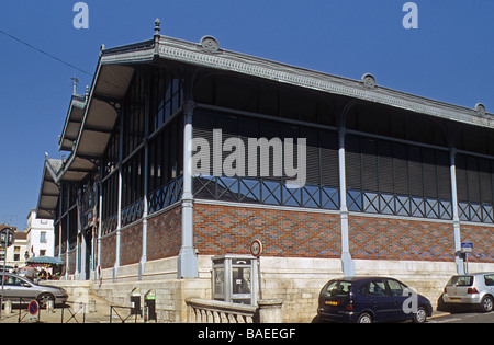 Angouleme, Frankreich. SE Ecke der späten C19 Markthalle, Les Halles. Stockfoto