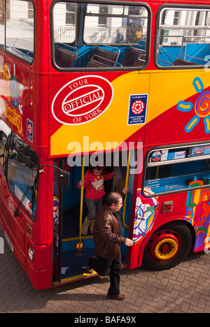 York roten Citysightseeing Bus in York, Yorkshire, Großbritannien Stockfoto