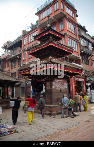 Straßenszene, traditionelle Gebäude, Tempel in Kathmandu, Nepal Stockfoto