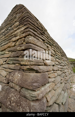 Gallarus Oratorium corbelling. Detailansicht einer Ecke dieser Kapelle sehr gut Trockenmauern alten Dingle. Stockfoto