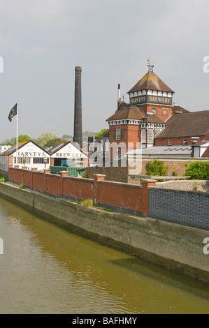 Harveys Brauerei am Ufer des Flusses Ouse Lewes East Sussex Stockfoto