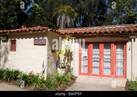 Haus der pazifischen Beziehungen eine Gruppe von 20 Hütten aus 31 Nationen Kultur Balboa Park, San Diego Kalifornien usa Stockfoto