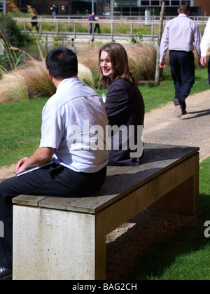 Vodafone Vodafone Hauptquartier, Newbury, United Kingdom, Fletcher Priester, zentrale Personen Detail. Stockfoto