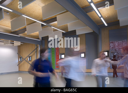 Parlament-Hügel-Schule, London, Vereinigtes Königreich, Haverstock Associates Llp, Parlament Hill Schule Tanz Unterricht. Stockfoto