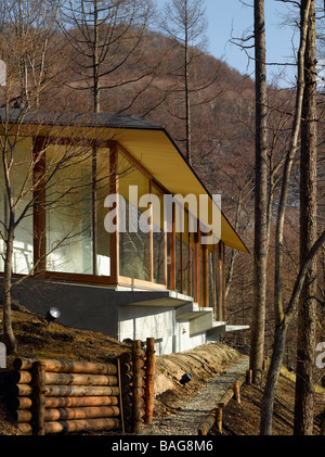 Karuizawa, Japan, Atelier Bow-Wow, Haus, Haus Kran Kran Außenansichten. Stockfoto