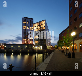 ERIE BASIN, BROADWAY MALYAN, SALFORD, VEREINIGTES KÖNIGREICH Stockfoto