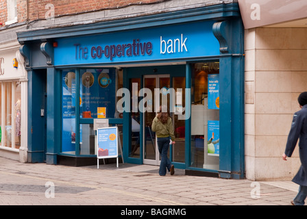 Die Co-Operative Bank in York, Yorkshire, Großbritannien Stockfoto