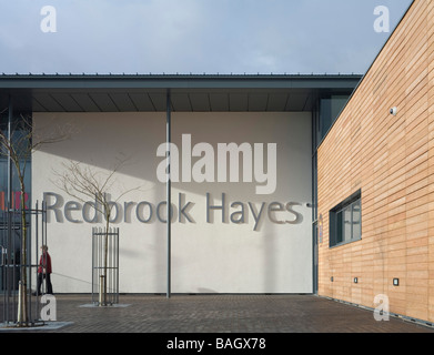 Redbrook Hayes School, Rugeley, Vereinigtes Königreich, Walters und Cohen, Redbrook Hayes Schule Schuleingang. Stockfoto