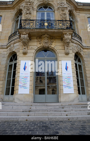 Frankreich, Paris, Hotel Matignon, Residenz des Premierministers der französischen Republik, Gericht der Ehre und Haupteingang Stockfoto