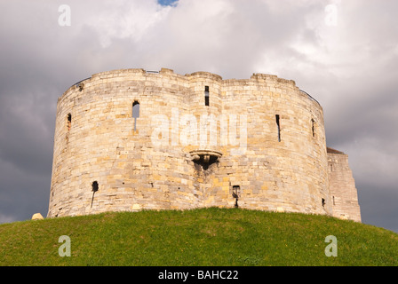 Cliffords Turm in York, Yorkshire, Großbritannien Stockfoto