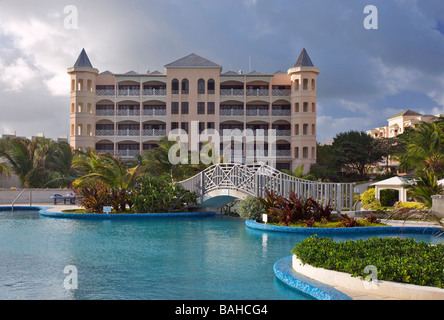 Schwimmbad im The Crane Resort and Residences at Crane Beach, südlich von Barbados, "West Indies" Stockfoto