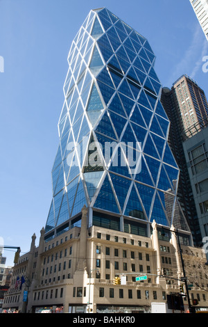 Hearst Tower in New York City, ein grünes Gebäude, mit den nur diagonalen Spalten in New York City. Stockfoto