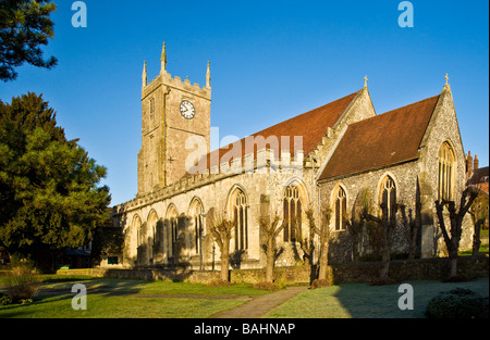 St Mary s Kirche im typisch englischen Markt Stadt von Marlborough Wiltshire England UK Stockfoto