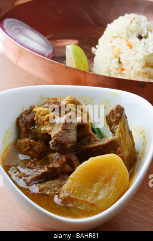 Mangsherkari ist ein Bengali nicht vegetarisches Gericht. Stockfoto