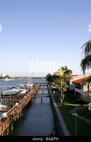 Waterfront Immobilien Häuser und Boote in der Nähe von Clearwater Florida USA Stockfoto