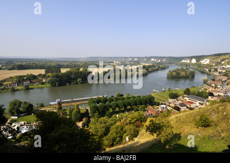 Les Andelys durch Fluss Seine Haute Normandie Frankreich Stockfoto