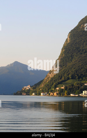 Lago di Lugano, ein Wahrzeichen des Kantons Tessin Ticino (Tessin) der Schweiz. Stockfoto