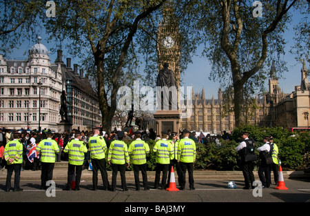 Sri Lankan Tamil-Demonstranten in Parliament Square in London Stockfoto