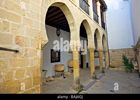 Museo Arqueologico de Ubeda, Stadt Ubeda - ein UNESCO-Weltkulturerbe, Provinz Jaen, Andalusien (Andalusien), Spanien, Europa. Stockfoto