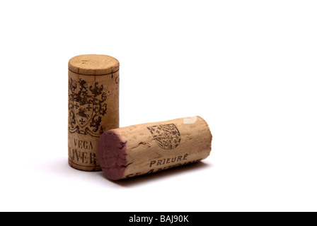 Ein paar Korken auf weißem Hintergrund Stockfoto