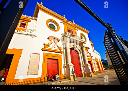 Puerta del Principe (der Prinz Tor) an der Plaza de Toros De La Maestranza (auch La Real Maestranza - Stierkampfarena). Stockfoto