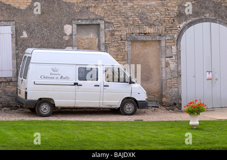 Transport van Chateau de Rully Burgund Frankreich Stockfoto