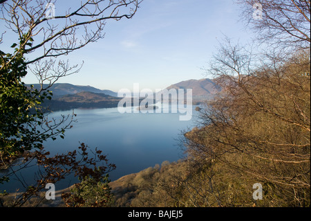 Blick auf Derwent Wasser aus Überraschung im See Disrtict im winter Stockfoto