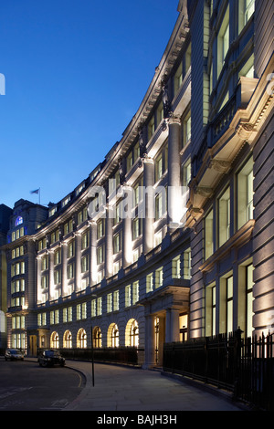 16. - 18. FINSBURY CIRCUS, JOHN ROBERTSON ARCHITECTS, LONDON, VEREINIGTES KÖNIGREICH Stockfoto