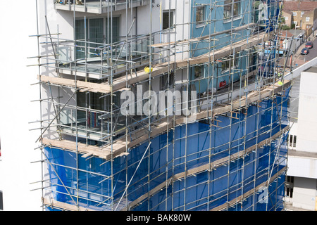 Gerüstbau, der neue block Wohnungen Centreway Entwicklung Ilford Essex London England uk gb Stockfoto