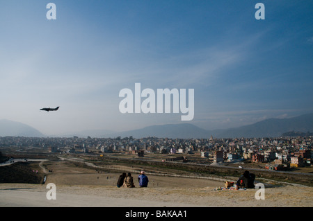 Blick über zentrale Kathmandu aus der Nähe des Flughafens Stockfoto