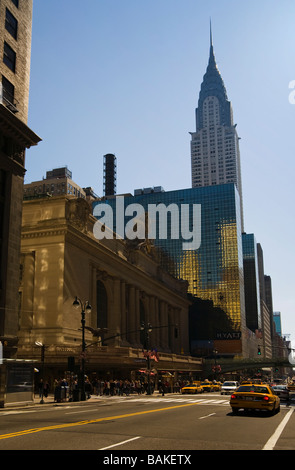 Grand Central Terminal mit das Chrysler building New York USA Ansicht von Madison Avenue Stockfoto