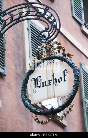 Schmiedeeisen Zeichen Luxhof Colmar Elsass Frankreich Stockfoto