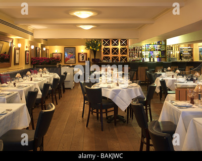 BELLAMYS RESTAURANT, SCHARNIERBLÄTTER, LONDON, VEREINIGTES KÖNIGREICH Stockfoto