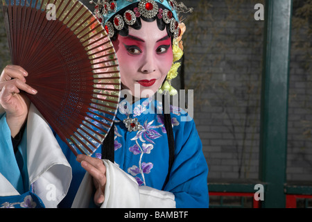 Frau In zeremoniellen Kostüm Stockfoto