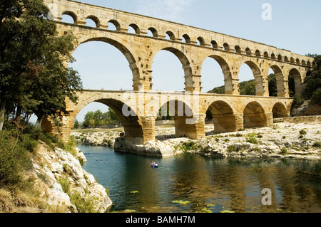 Römischer Aquädukt Pont du Gard, Languedoc-Roussillon, Frankreich. Stockfoto