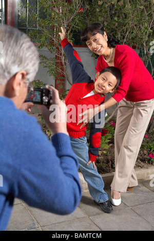 Familie gegenseitig zu fotografieren Stockfoto