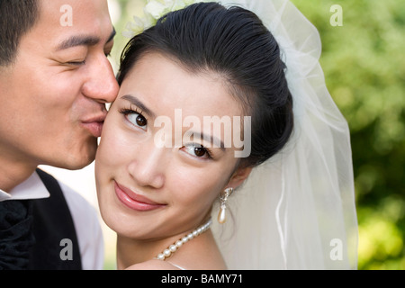 Eine Braut und Bräutigam an ihrem Hochzeitstag Stockfoto
