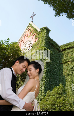 Eine Braut und Bräutigam an ihrem Hochzeitstag Stockfoto