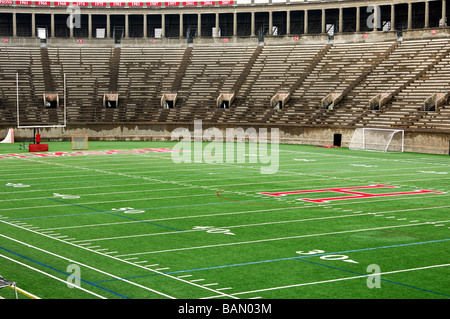 Harvard-Fußballstadion, nationaler historischer Grenzstein, Harvard University, Allston, Boston, Massachusetts, USA Stockfoto