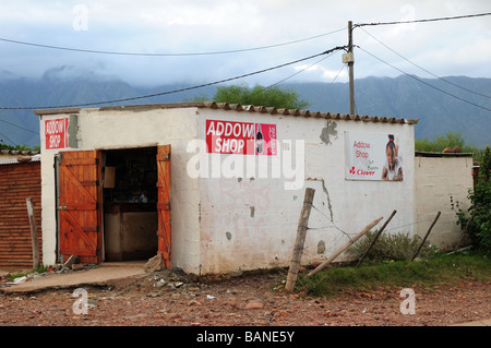 Kaufen Sie in einem Township Swellendam Südafrika ein Stockfoto