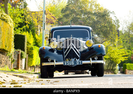 Anfang des 20. Jahrhunderts Oldtimer Citroen Auto noch gebräuchlich in Nord-London. Stockfoto