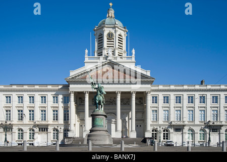 Place Royale Saint Jacques Sur-Coudenberg Kirche und Godefroid de Bouillon Statue Brüssel-Brabant-Belgien Stockfoto