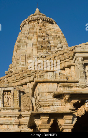 Niedrigen Winkel Ansicht eines Tempels, Kumbha Shyam Tempel, Chittorgarh, Rajasthan, Indien Stockfoto